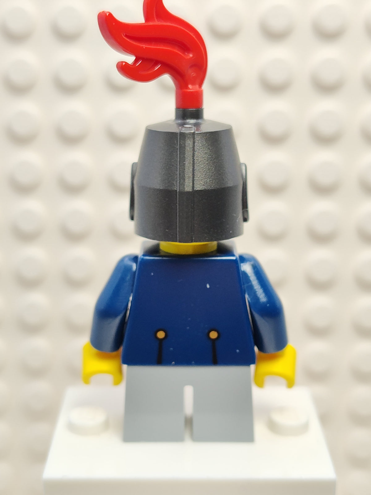 Red Sash with Helmet Closed, cas476a