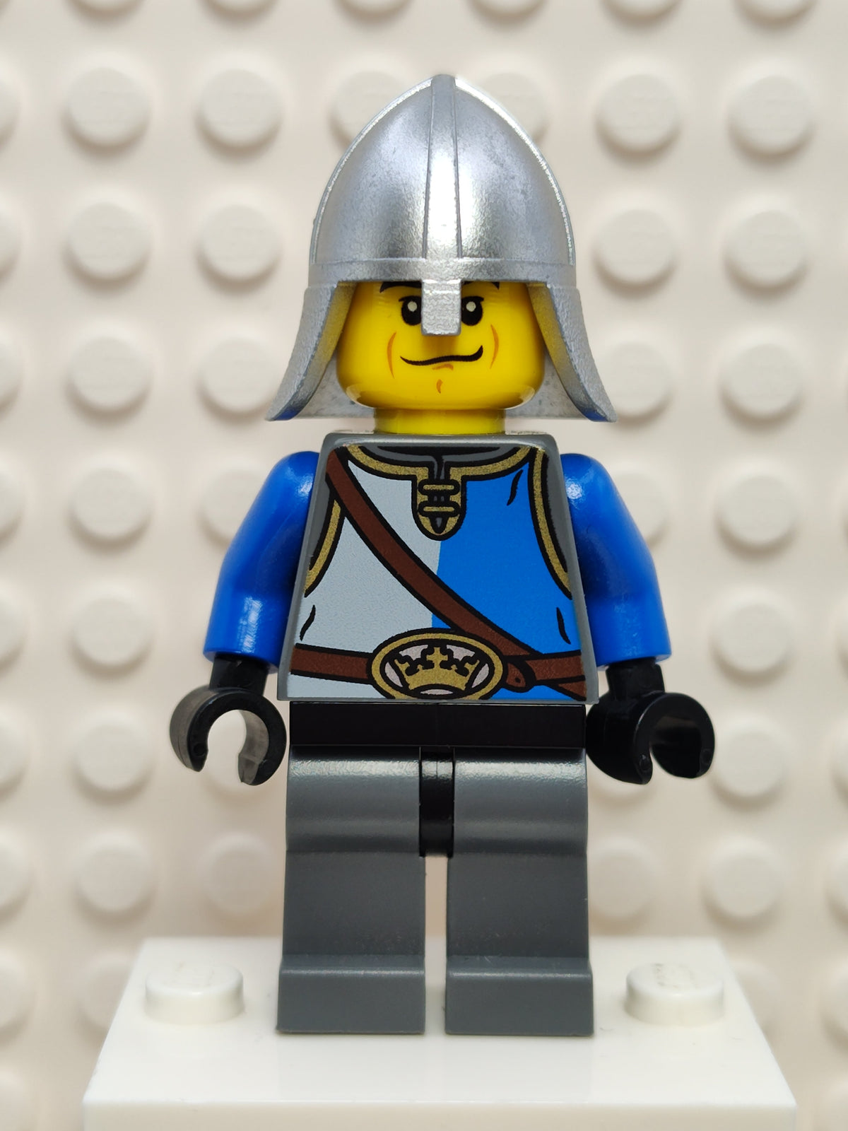 Castle - King's Knight Blue and White, cas530