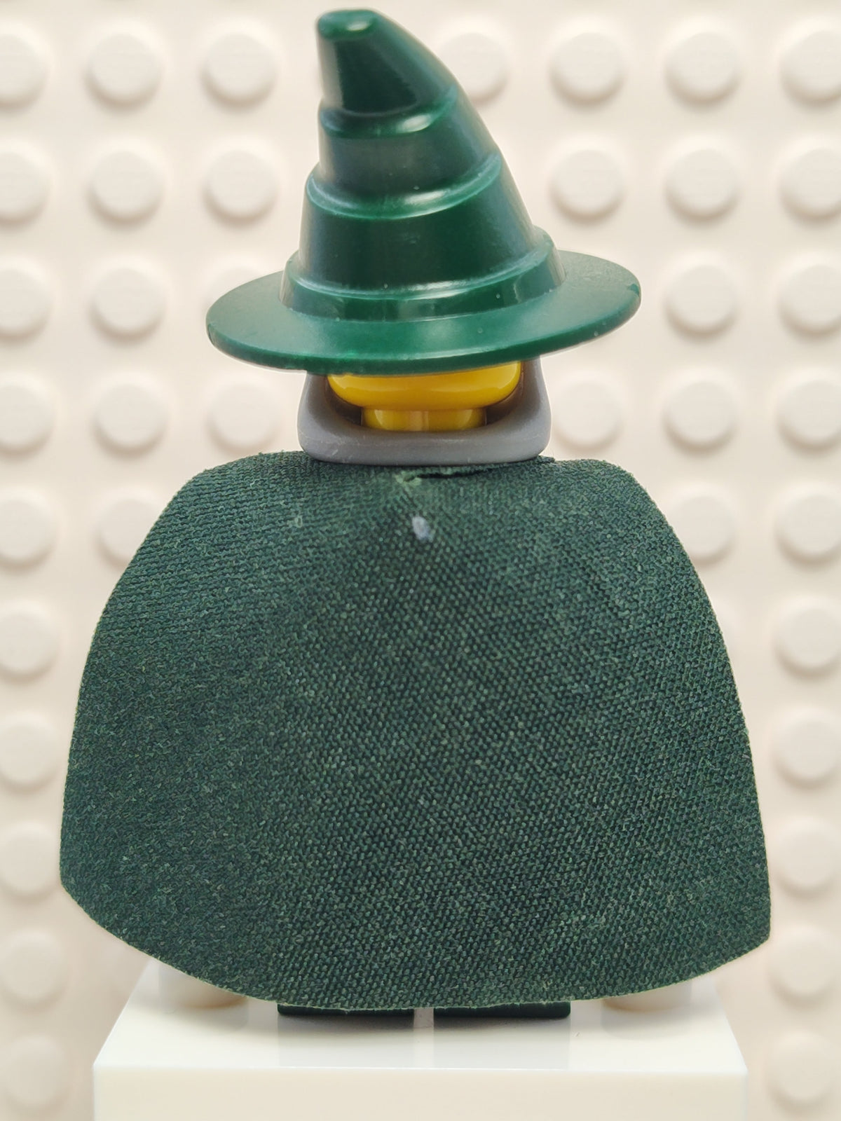 Dark Green Wizard (Chess King), cas509