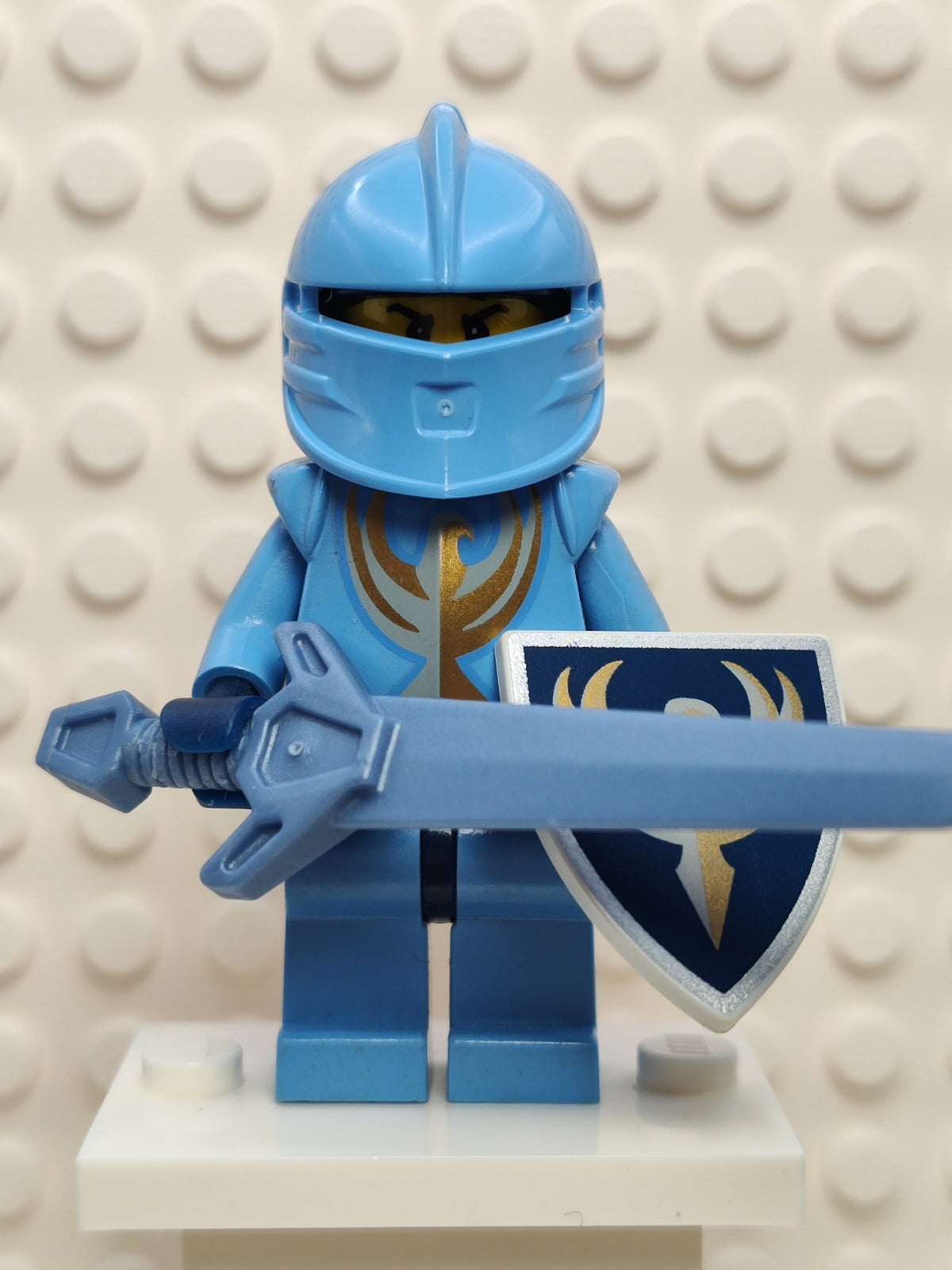 Knights Kingdom II, Jayko with Gold Pattern Armor, Dark Blue Hips and Helmet, cas268
