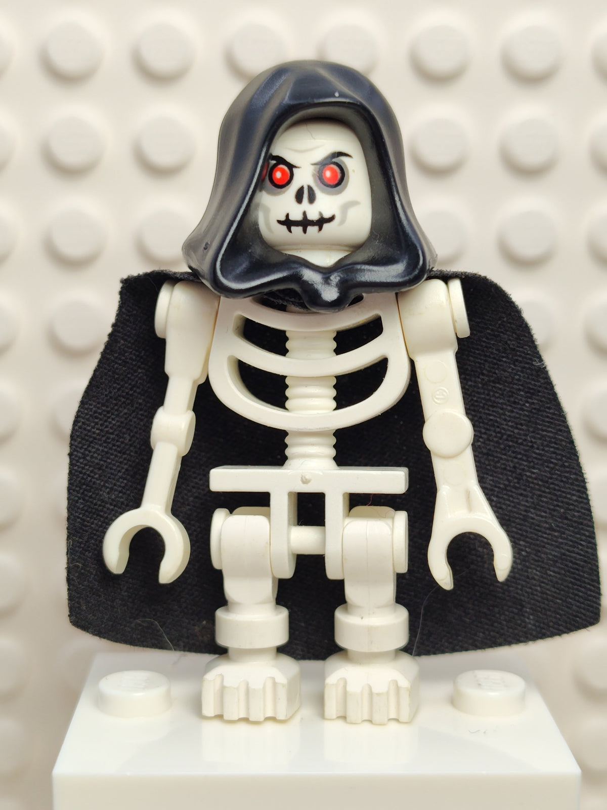 Skeleton Warrior 6 - Hood and Cape, cas378