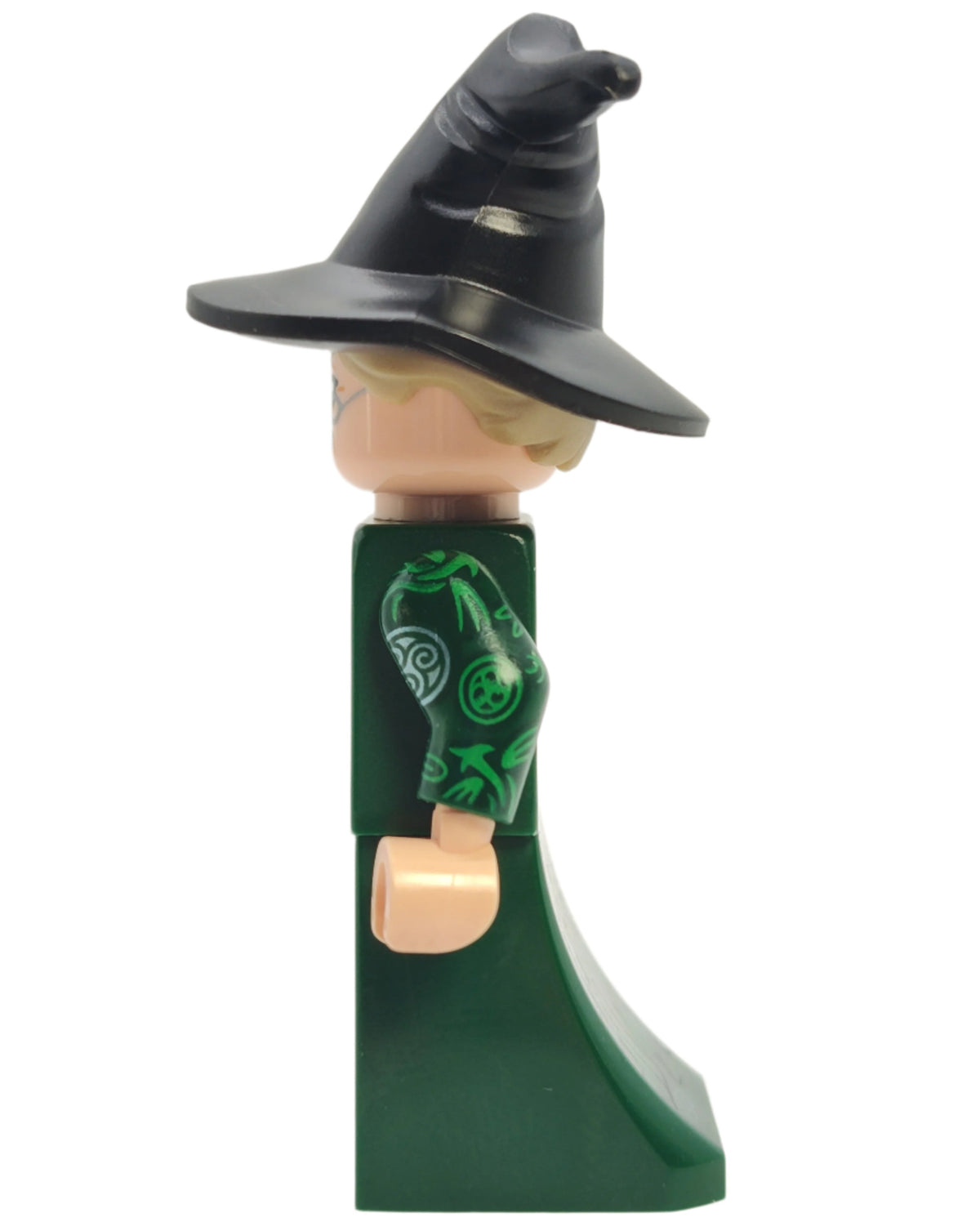 Professor Minerva McGonagall - Dark Green Robe and Printed Arms, hp473
