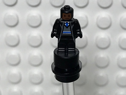 Ravenclaw Student Statuette/Trophy #3, hpb035
