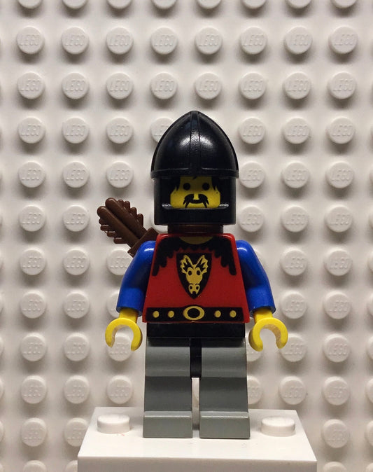 Dragon Knights, Knight 1, Light Gray Legs with Black Hips, Black Chin-Guard, Quiver. cas245