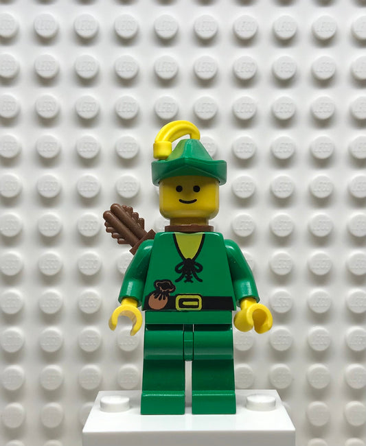Forestman, Pouch, Green Hat, Yellow Feather, Quiver, cas123a