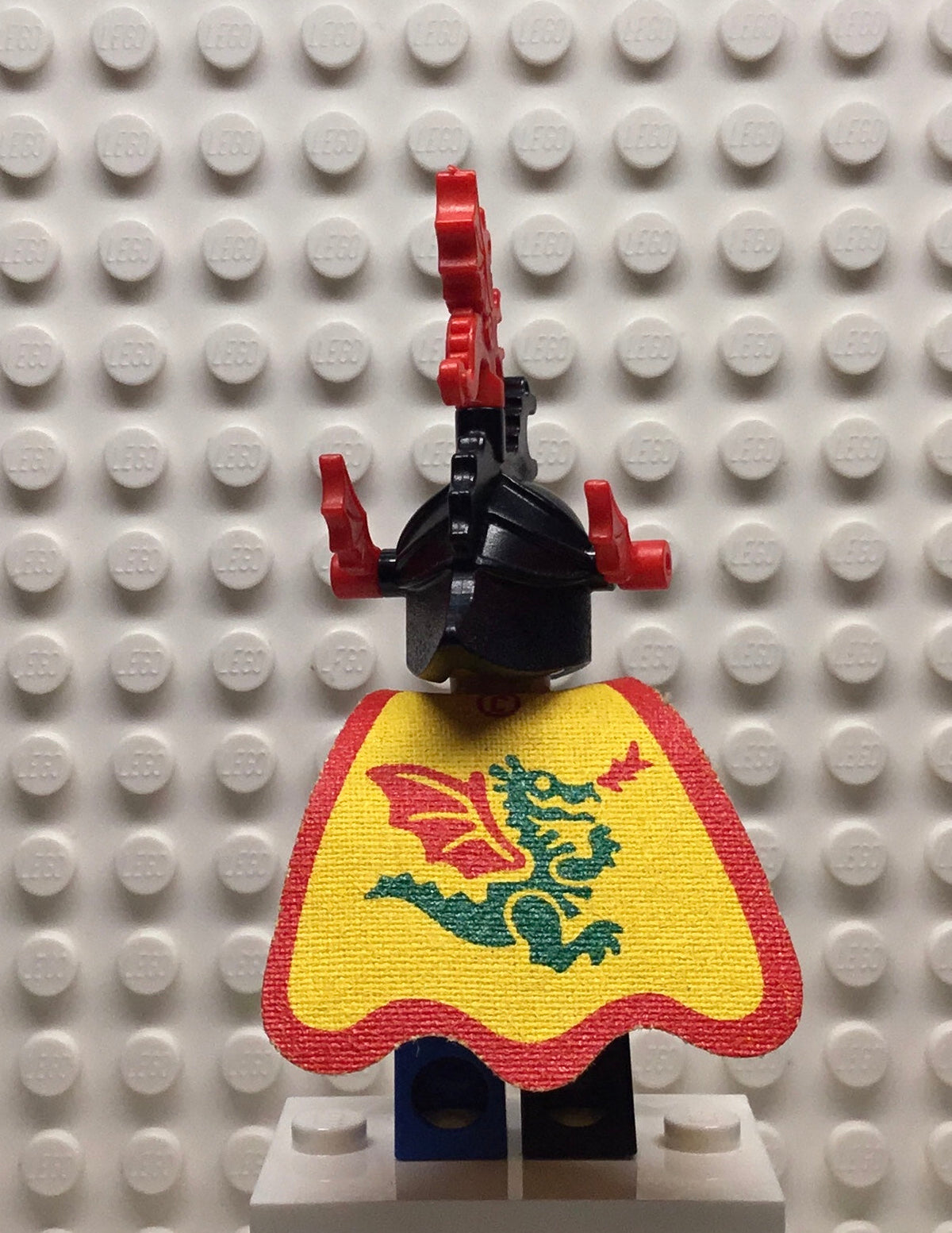 Dragon Knights, Dragon Master, Red Plumes, Dragon Cape, cas219