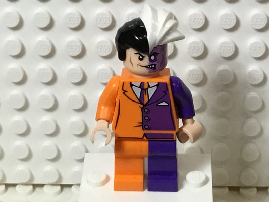 Two-Face, sh0007 - LEGO® DC Minifigure