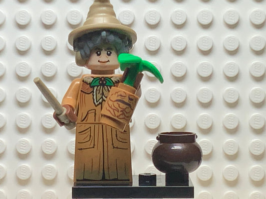 Professor Pomona Sprout, colhp2-15