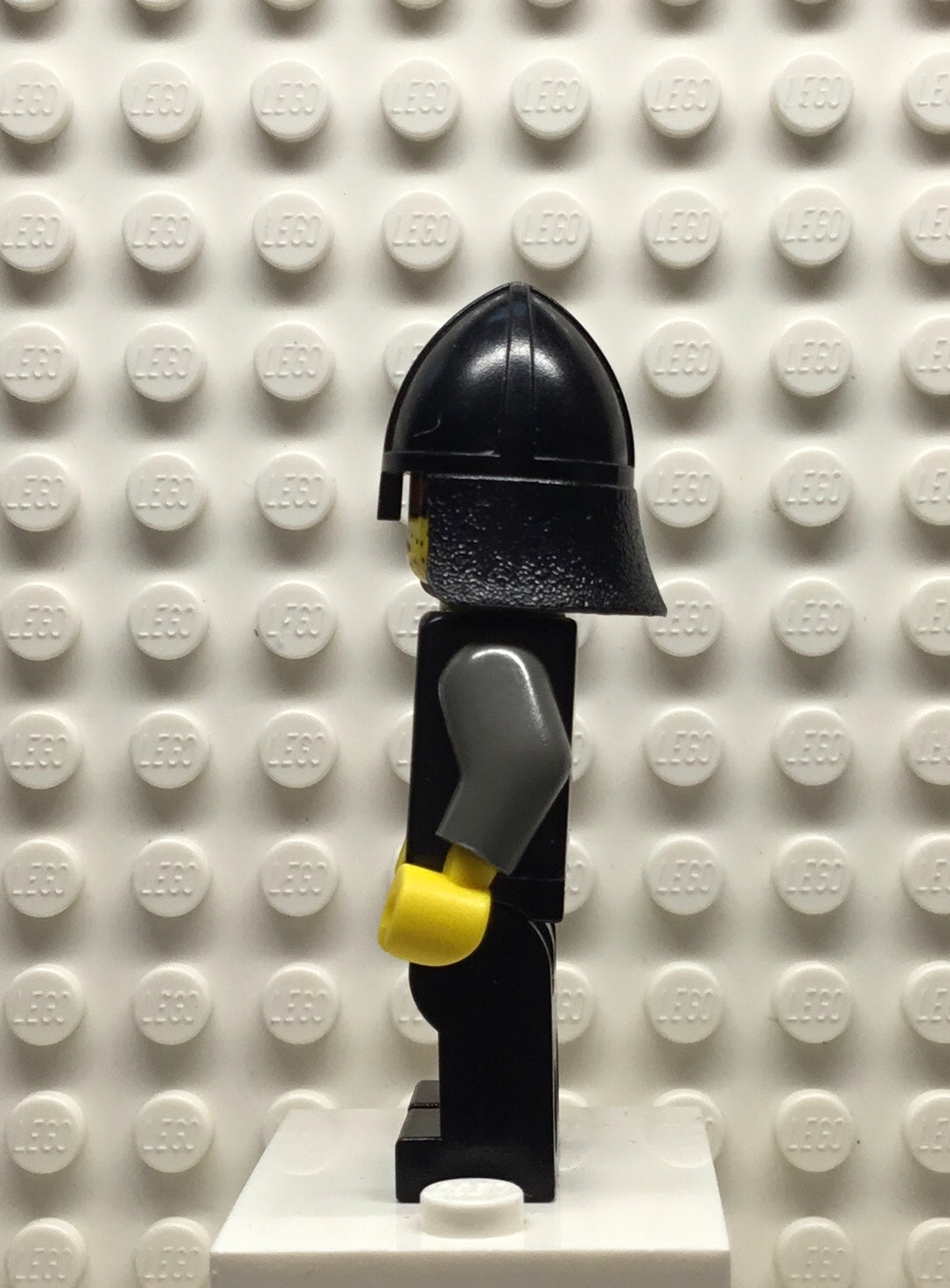 Knights Kingdom I, Robber 1, Black Neck-Protector, cas042
