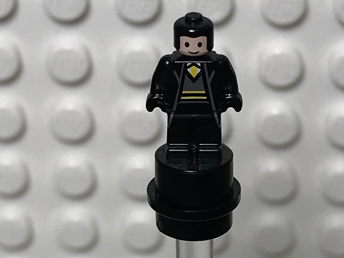 Hufflepuff Student Statuette/Trophy #3, hpb032